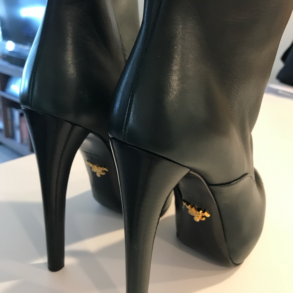 Hunter Green 4” Prada ankle boots. US size 7 - Picture 3 of 9